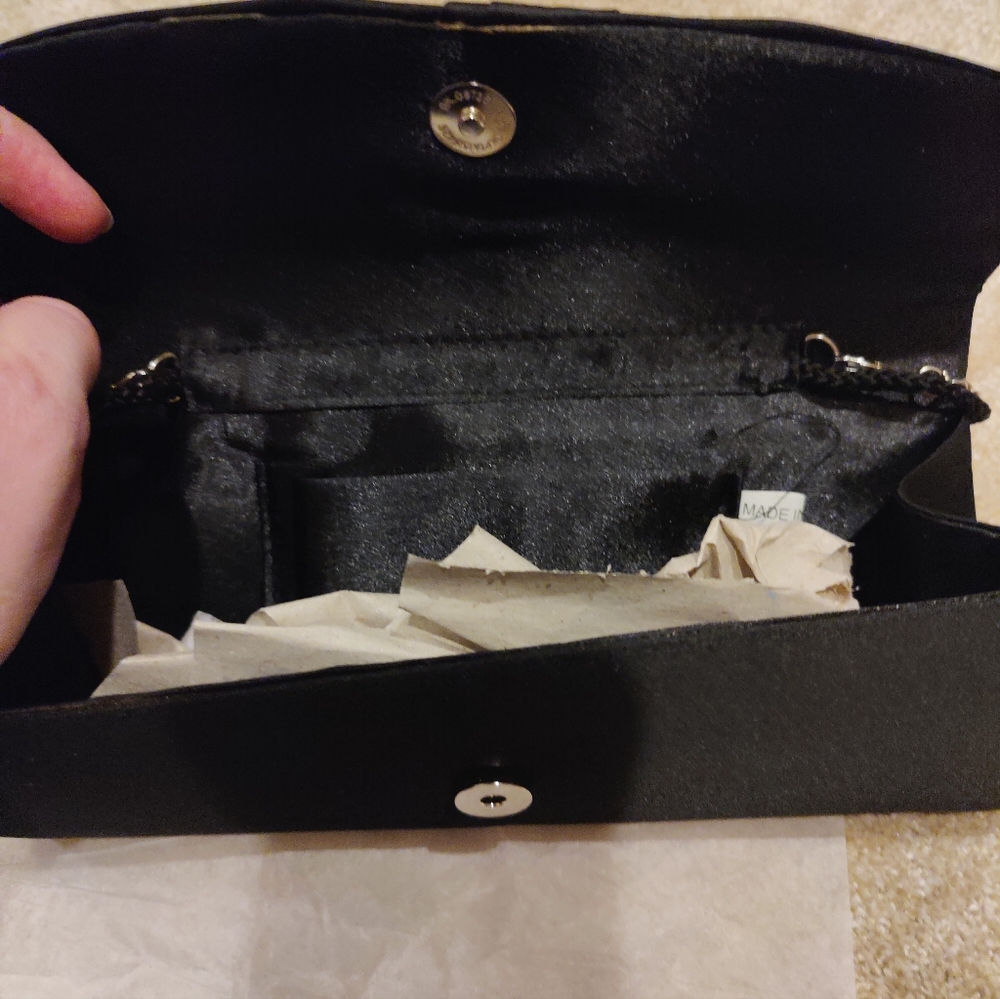 NWT Sasha Black Clutch with Peacock Design - Picture 8 of 8